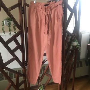 Comfortable Max Studio peg pants